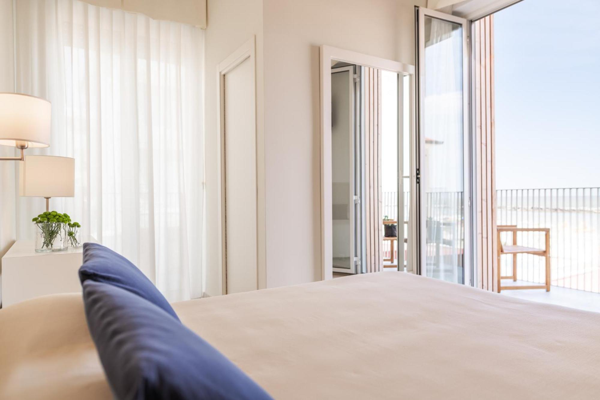 Hotel Capanni Bellaria – Igea Marina Kültér fotó