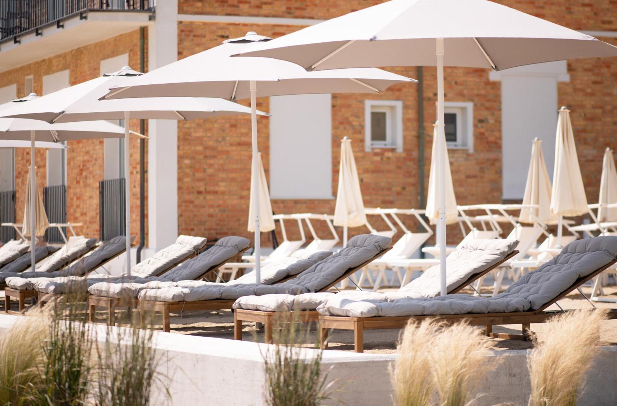 Hotel Capanni Bellaria – Igea Marina Kültér fotó